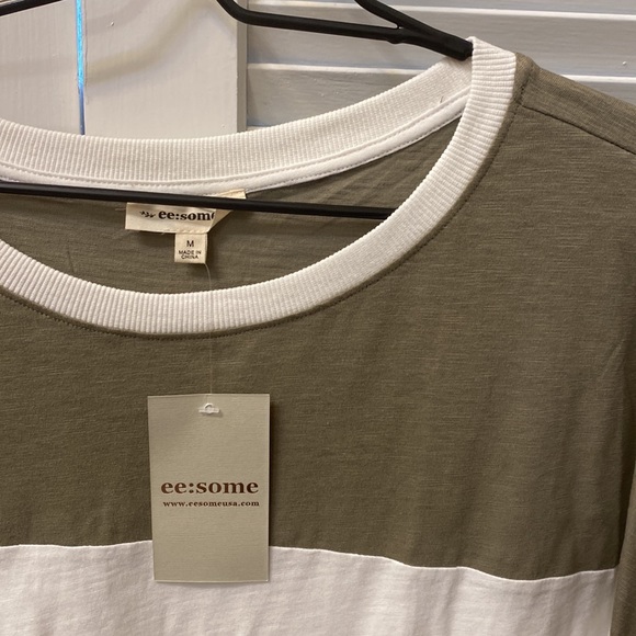 Cuffed short sleeve colorblock tee - Picture 3 of 3